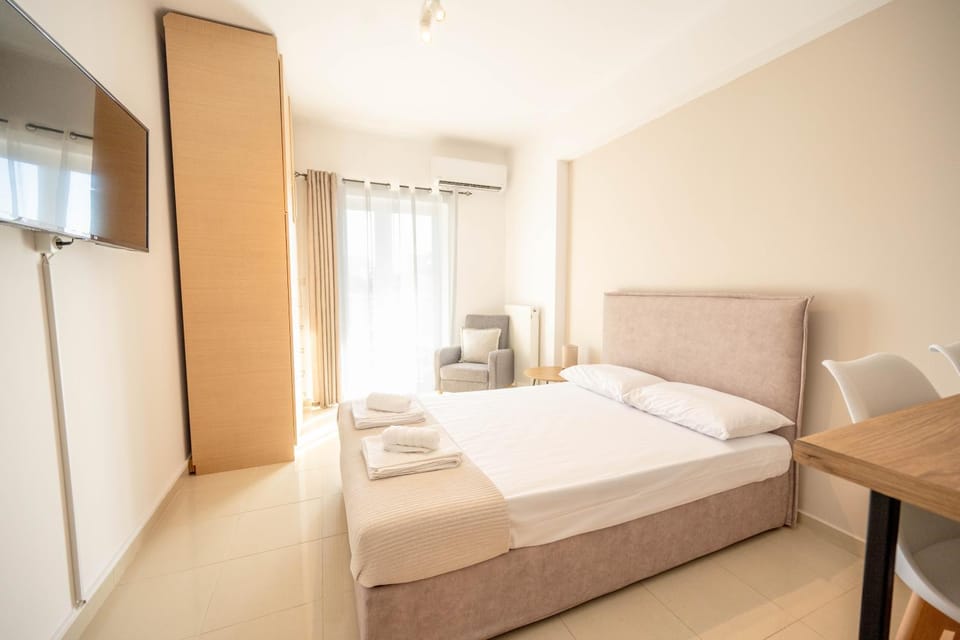 Bed, Living room, Bedroom