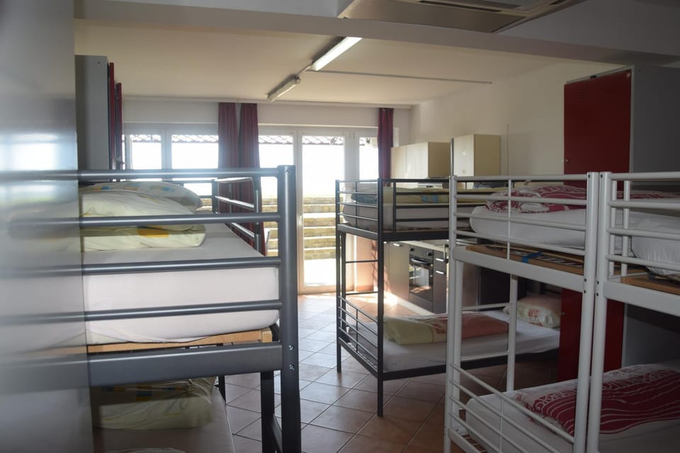 bunk bed