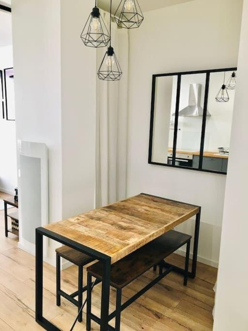 Le Dupont, 2 chambres & Parking privé Apartment in Grenoble