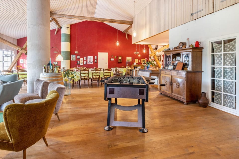 Property building, Living room