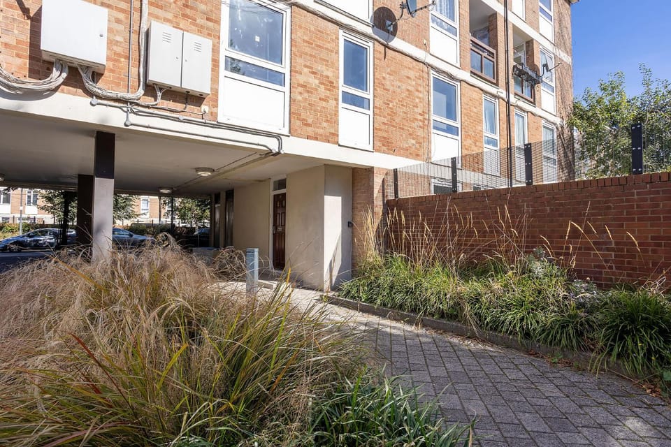 Property building, Day