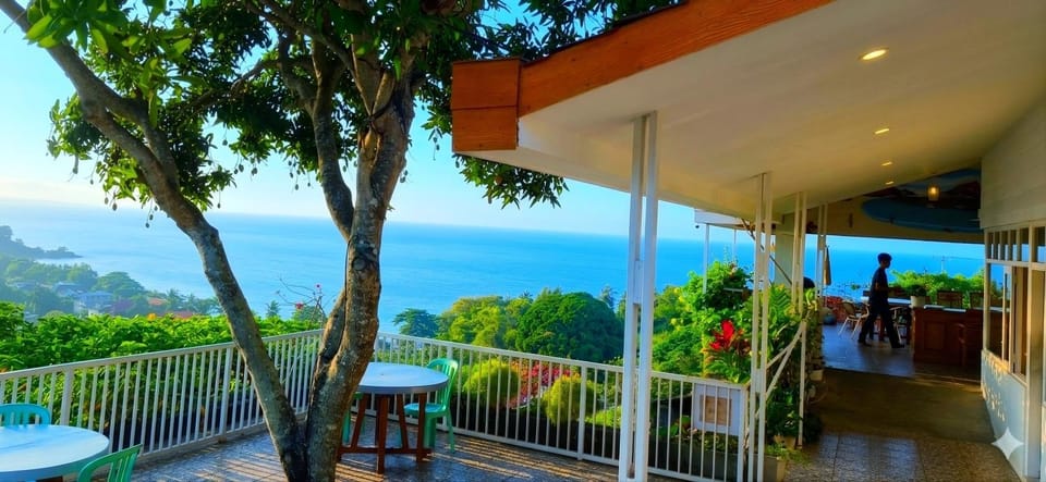 Property building, Sea view, Breakfast