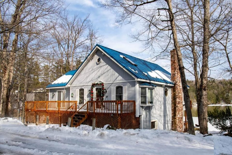 Property building, Day, Natural landscape, Winter