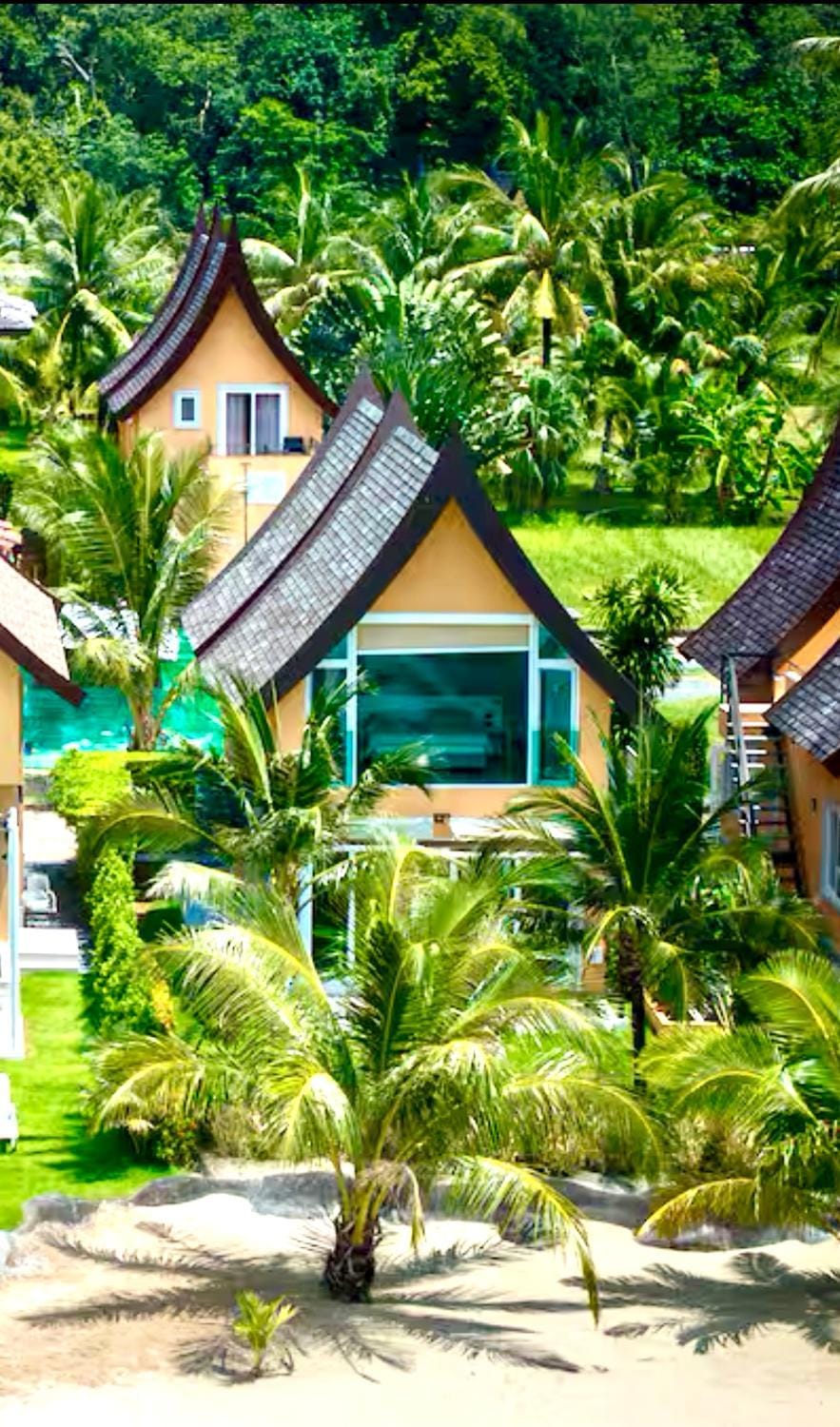 Juga Beach Front Villa 3B Koh Chang Villa in Ko Chang