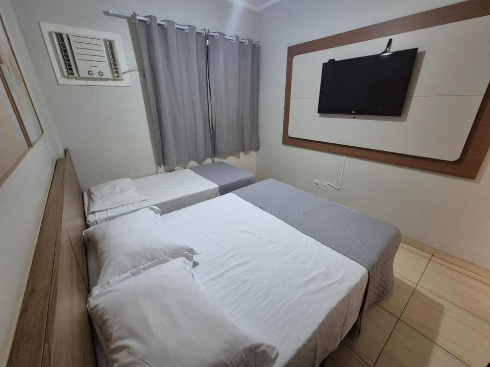 Bed, TV and multimedia, Bedroom, air conditioner