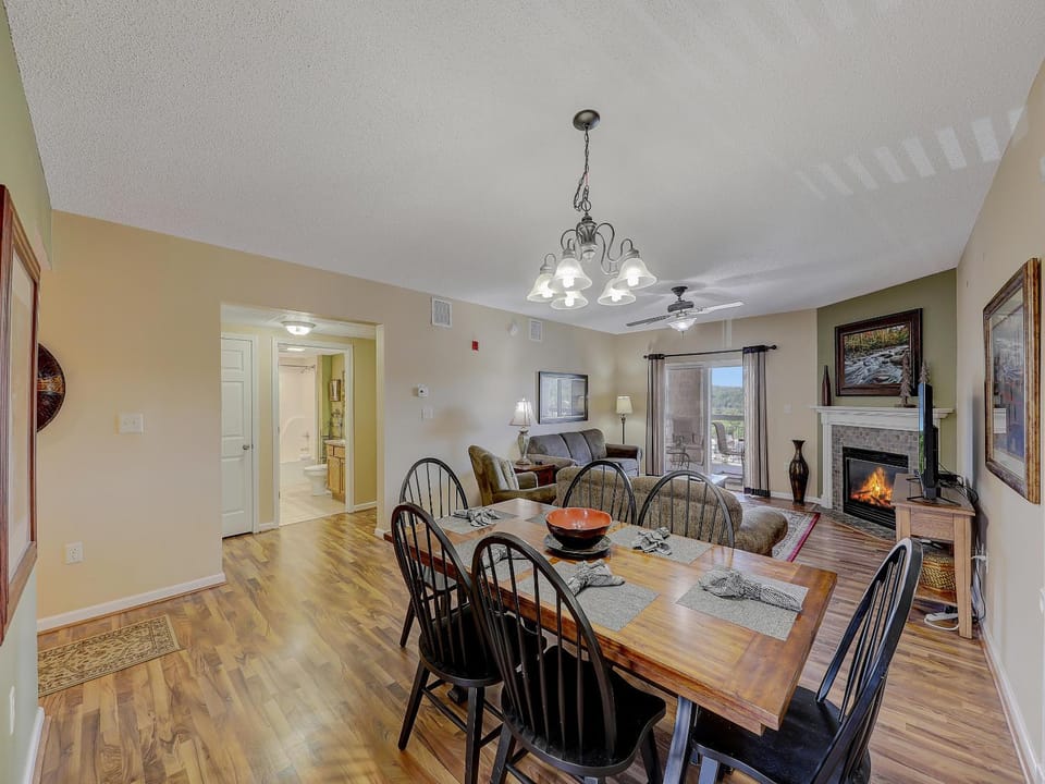 WP224 Lazy Days Retreat House in Pigeon Forge