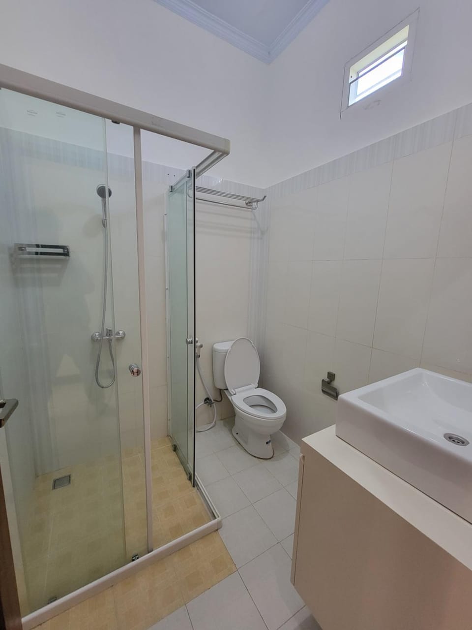 N Villa Bed and Breakfast in Batu Layar