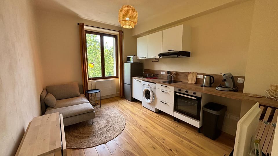 Le coconing avec balcon et parking Apartment in Haute-Savoie
