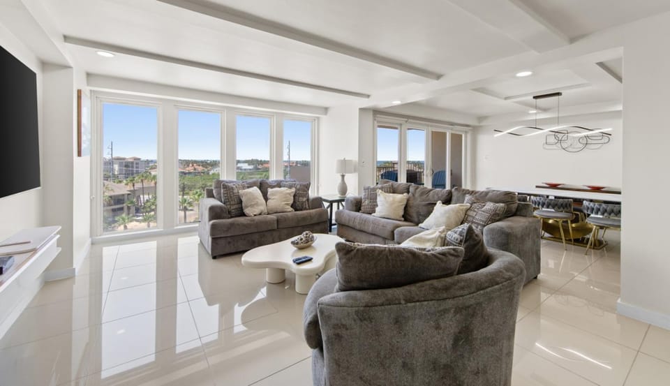 Solare Tower Dreamy Ocean Escape Apartment in South Padre Island