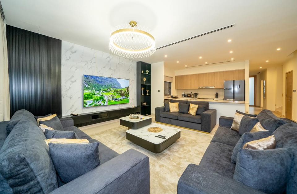 NewArabian Sidra 3 Villa 4 BR and Maid with Pool Villa in Dubai