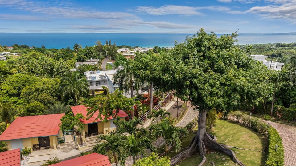 Property building, Sea view