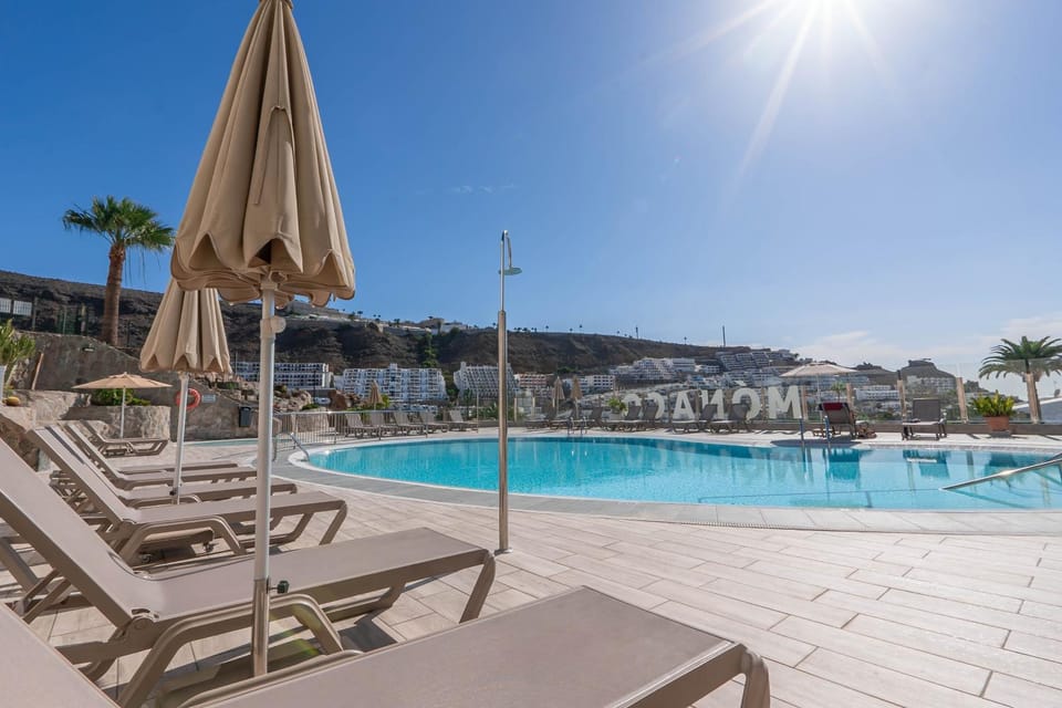 Apartment with heated pool and sea view Apartment in Puerto Rico de Gran Canaria
