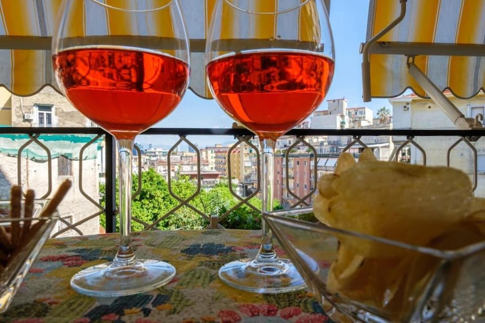 View (from property/room), Balcony/Terrace, Food, Alcoholic drinks