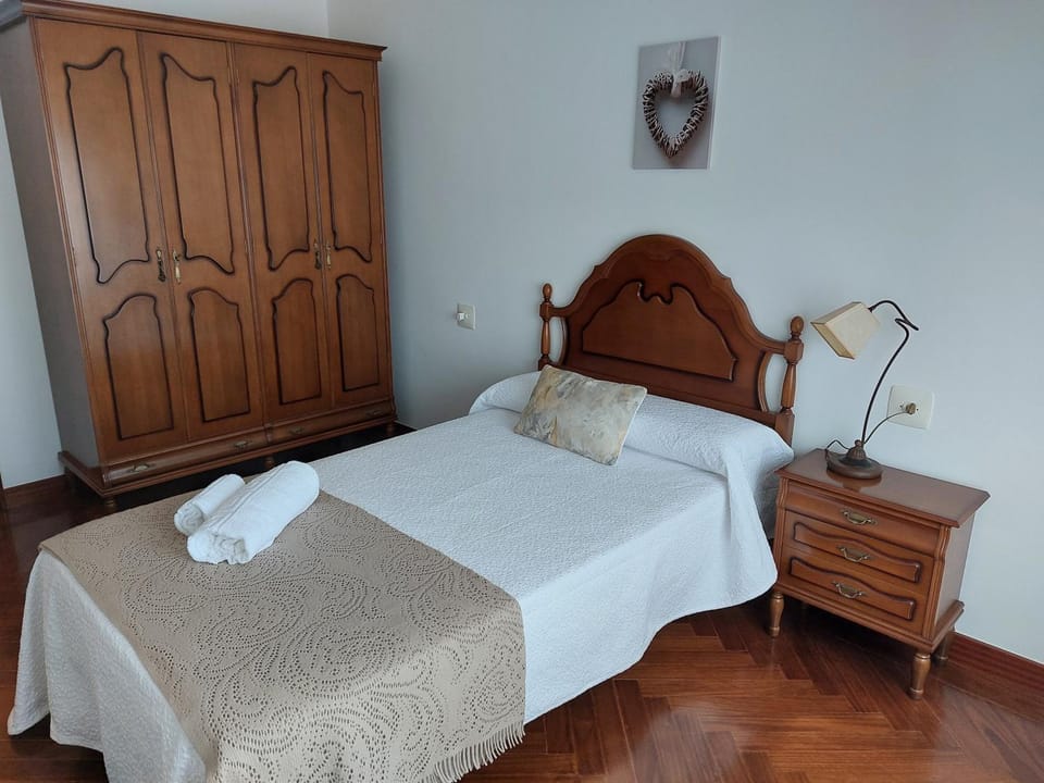 Bed, Photo of the whole room, Bedroom, towels, wardrobe