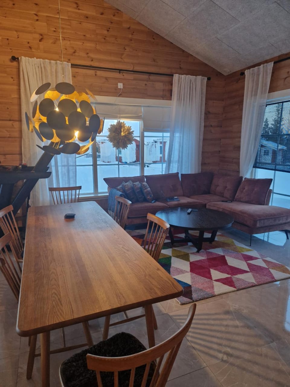 Living room, Seating area, Dining area