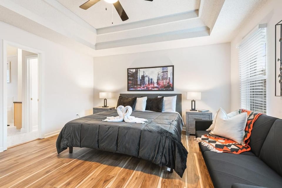 Bed, Photo of the whole room, Bedroom