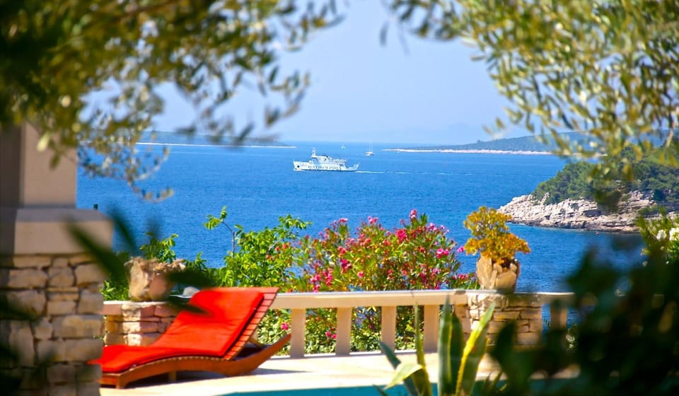 Day, Natural landscape, Summer, View (from property/room), Balcony/Terrace, Seating area, On site, Sea view, Swimming pool, sunbed