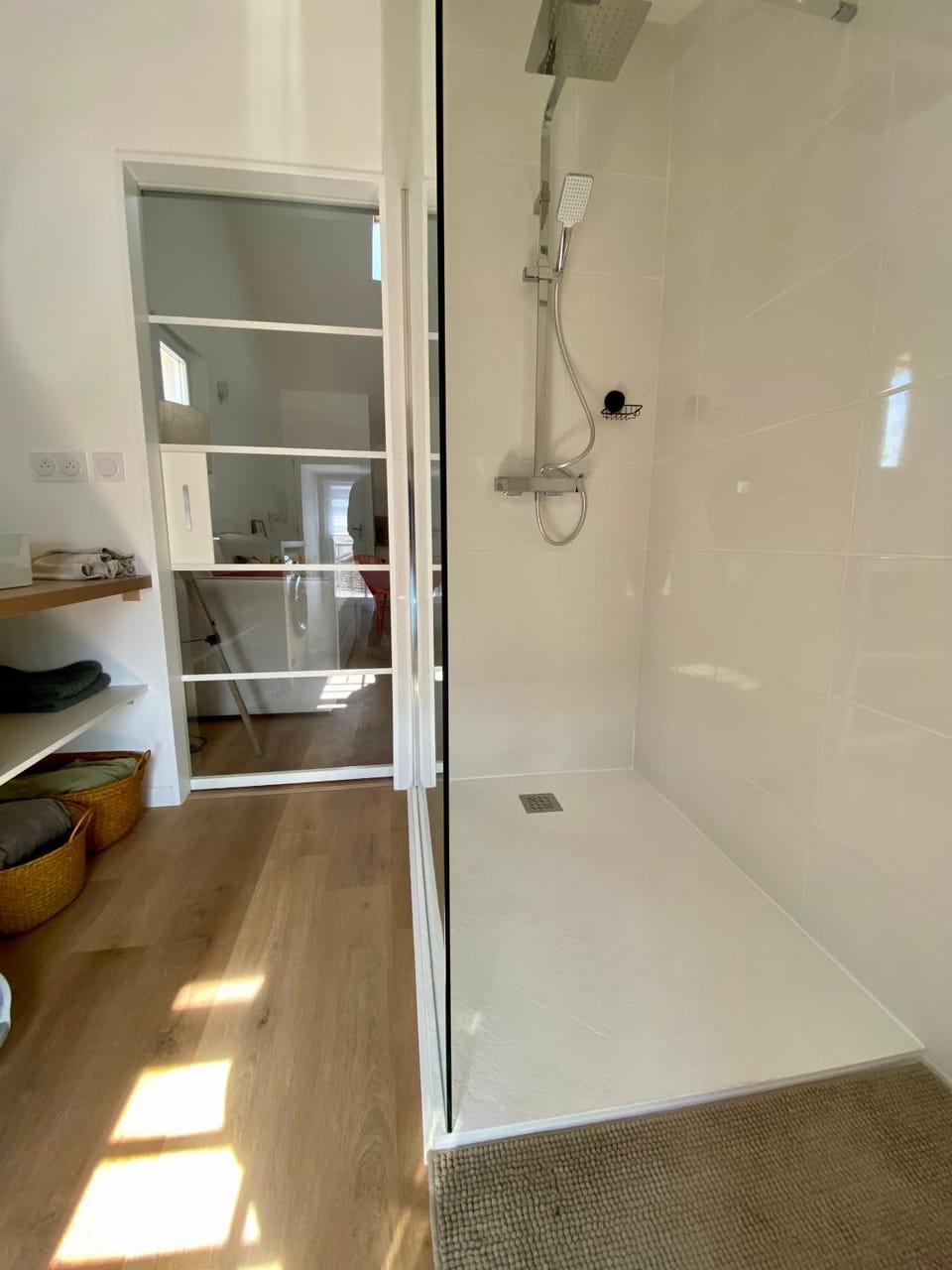 Shower, Bathroom
