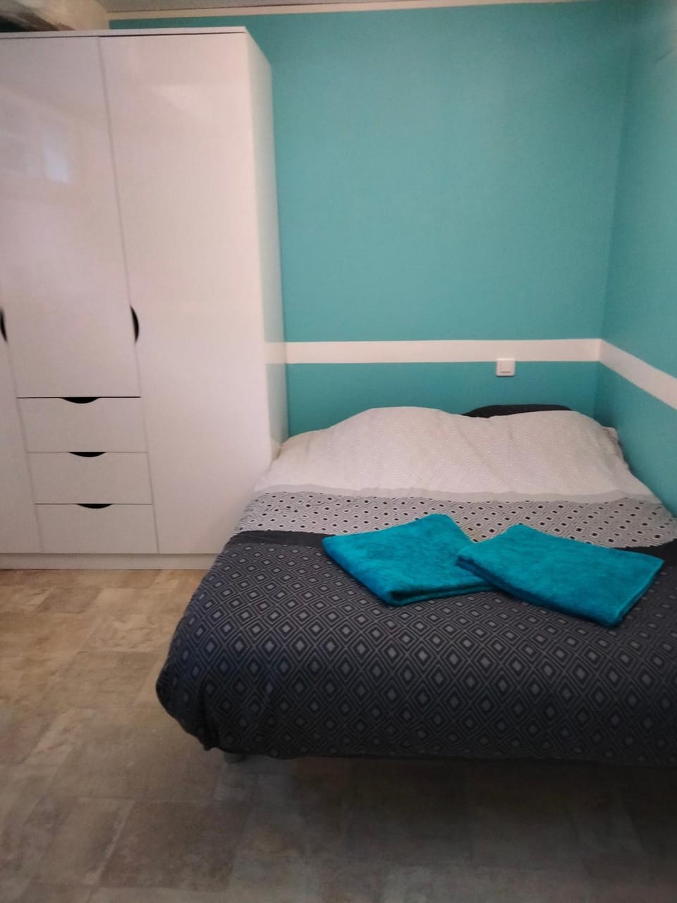 Living room, Bedroom
