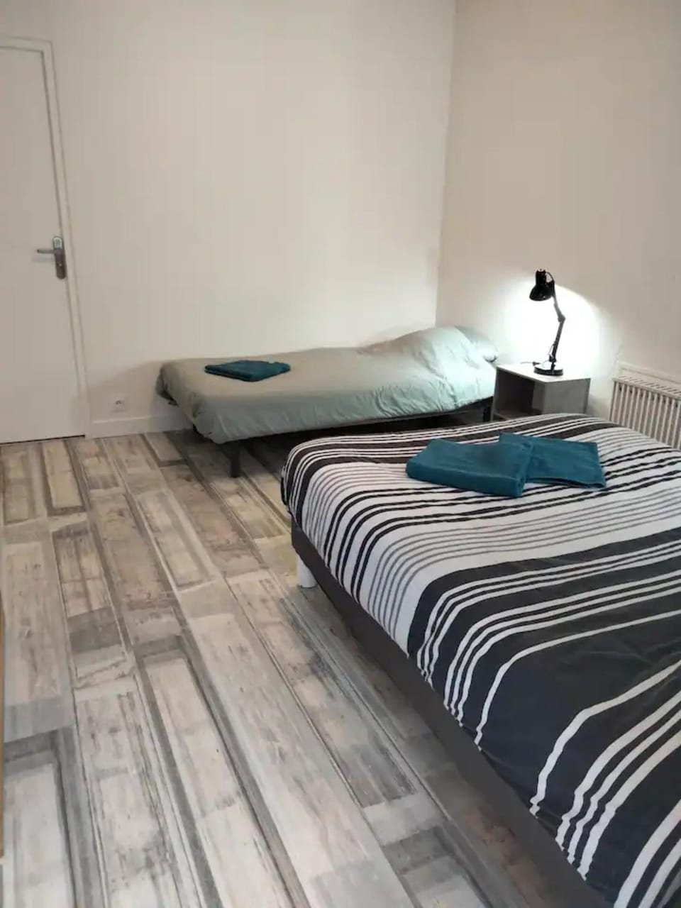 Property building, Living room, Bedroom