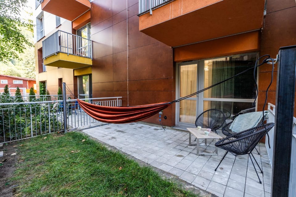 Patio, Garden, Garden, Balcony/Terrace, Balcony/Terrace, Garden view