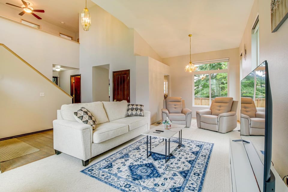 Washington Retreat with Yard - Near Seattle! House in Marysville