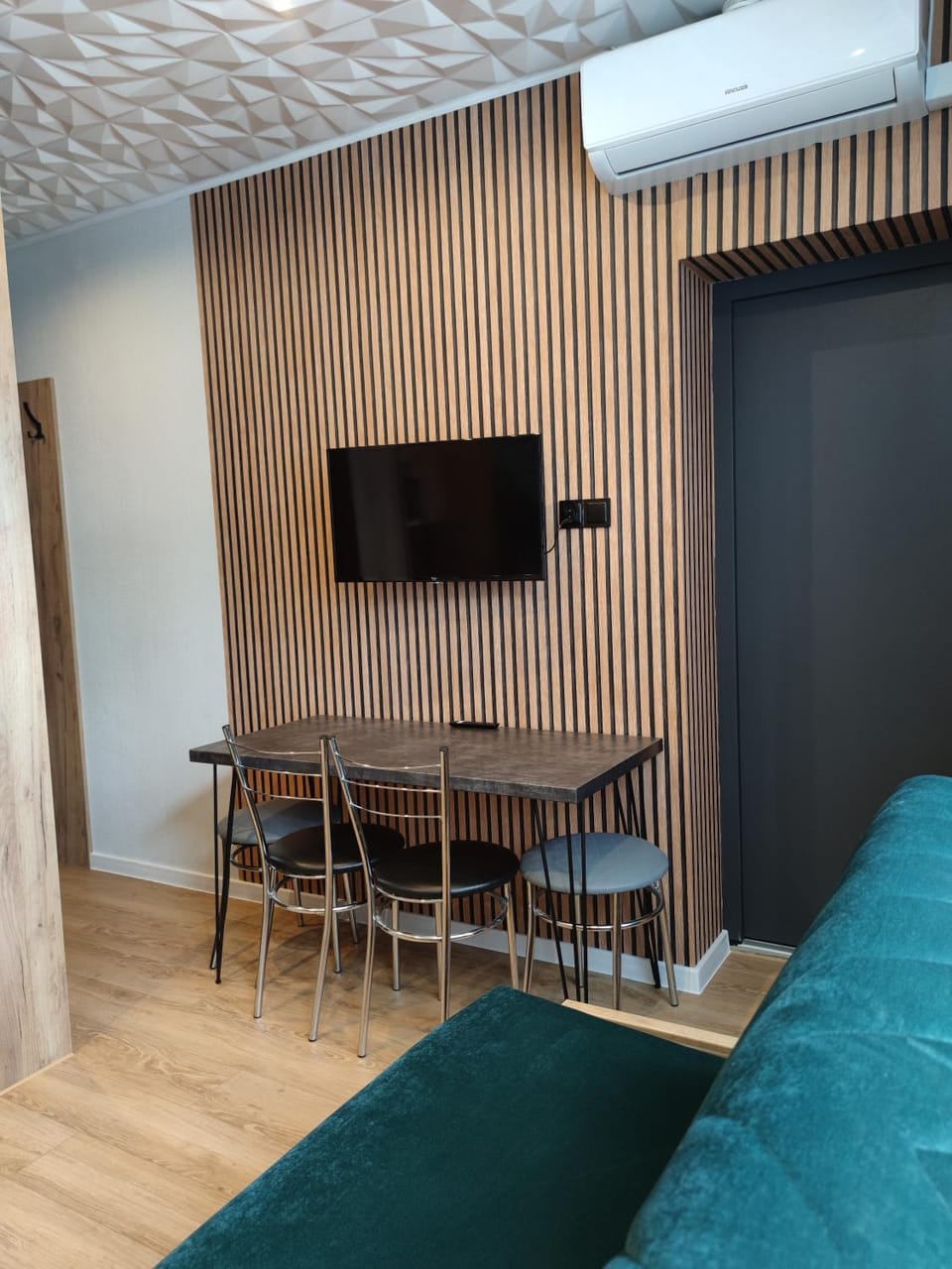 TV and multimedia, Dining area