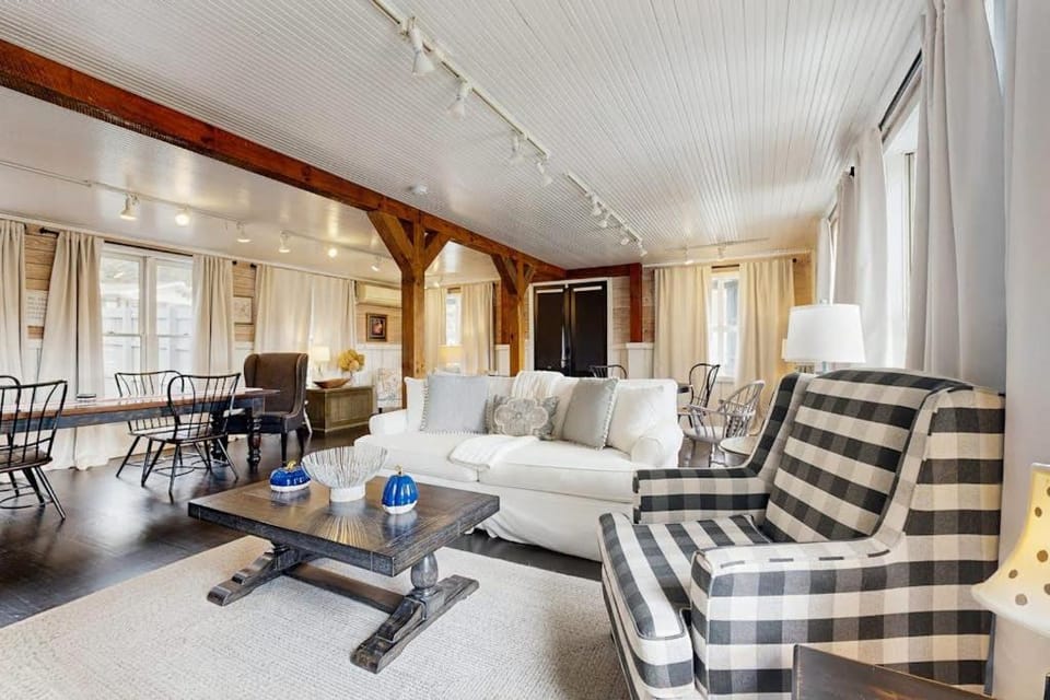 Sassafras Cottage House in Waynesville