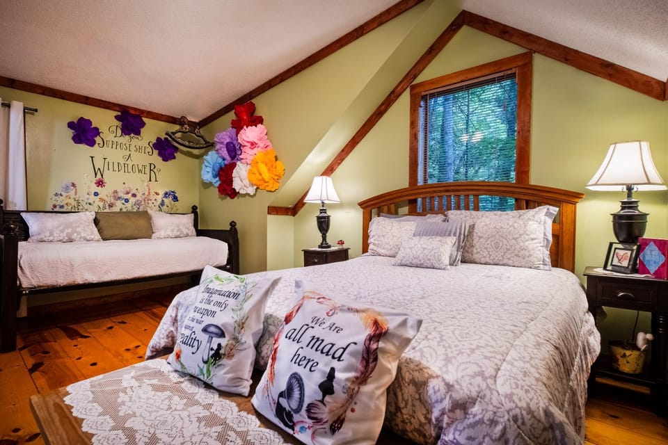 Bed, Bedroom