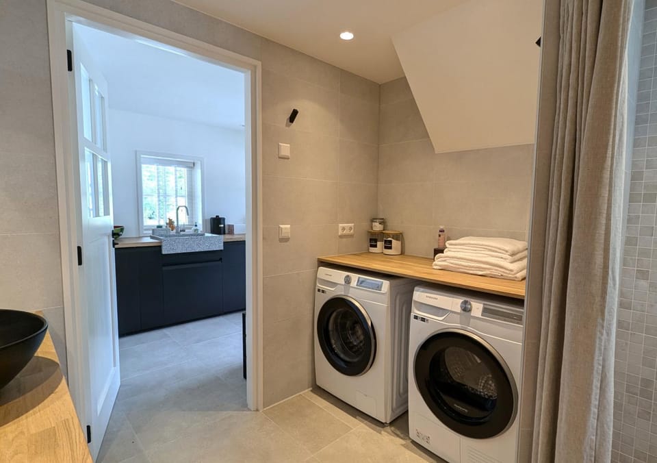 Bathroom, towels, washing machine, dryer