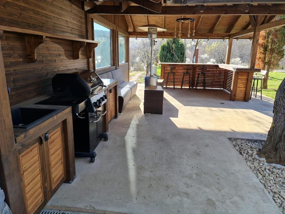 Patio, Day, BBQ facilities, View (from property/room), Kitchen or kitchenette, Garden view, Pool view, Pool view, furniture, heating
