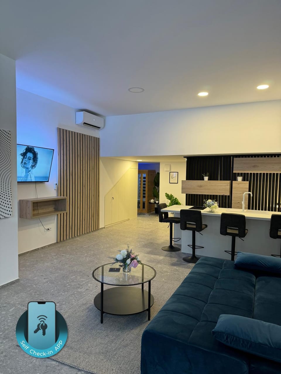 Living room, Seating area