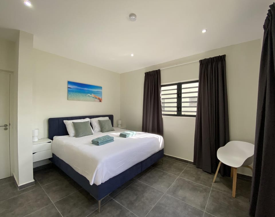 Bed, Photo of the whole room, Bedroom, towels, air conditioner