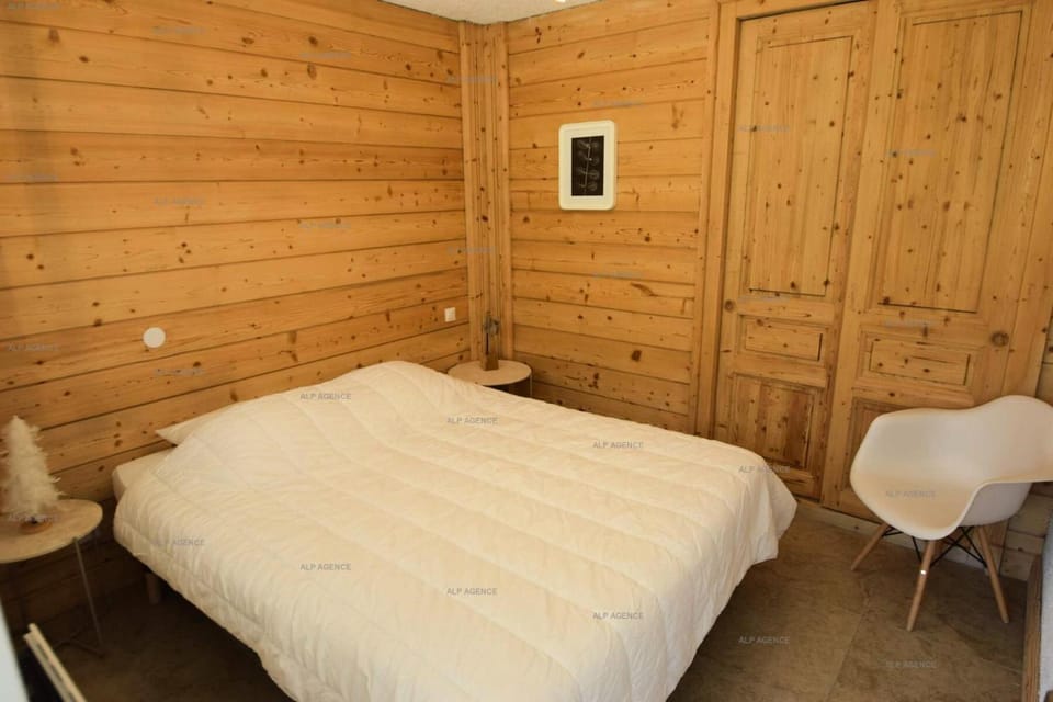 Bed, Bedroom, furniture