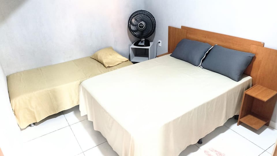 Casa Nova Bem Aconchegante Bairro tranquilo e pertinho de tudo Rua principal a Pituba e Praias Lojas Restaurantes e bares House in Itacaré