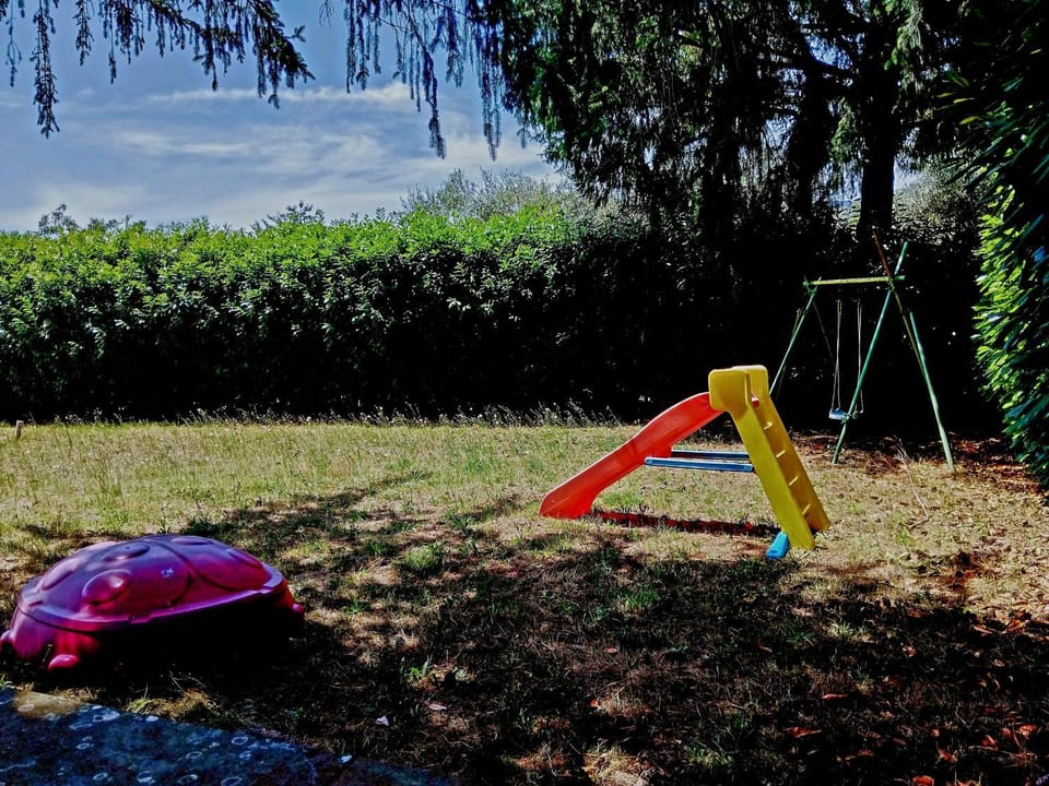 Day, Children play ground