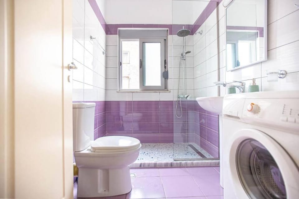 Stylish 2 SUPER Central Studio Ap Apartment in Vlorë County, Albania