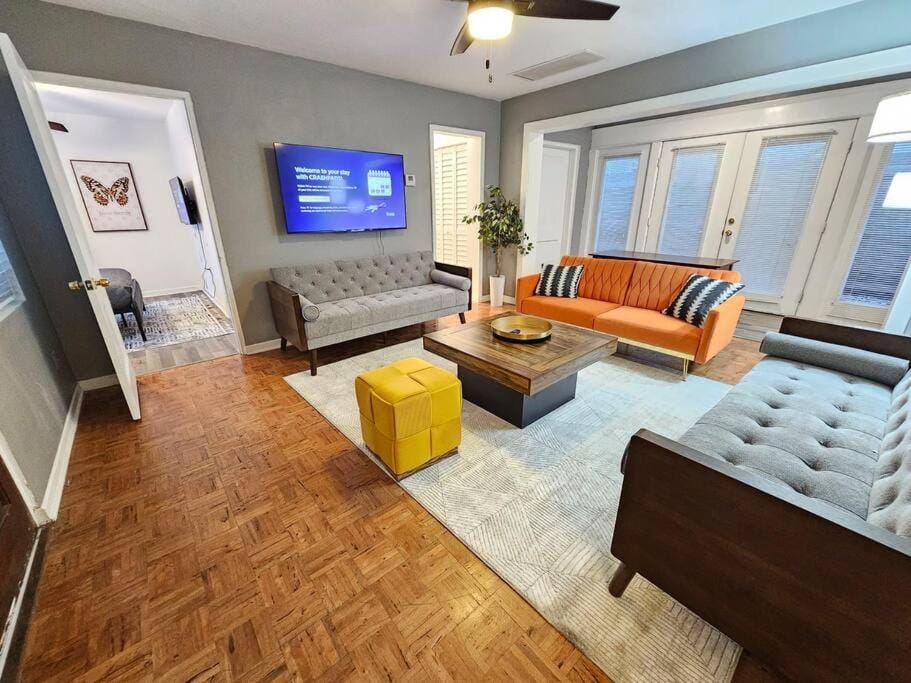 Communal lounge/ TV room, Seating area