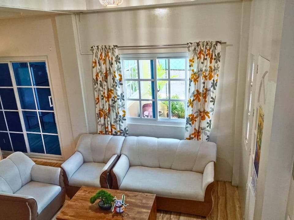 Rustic Retreat room only Vacation rental in La Union