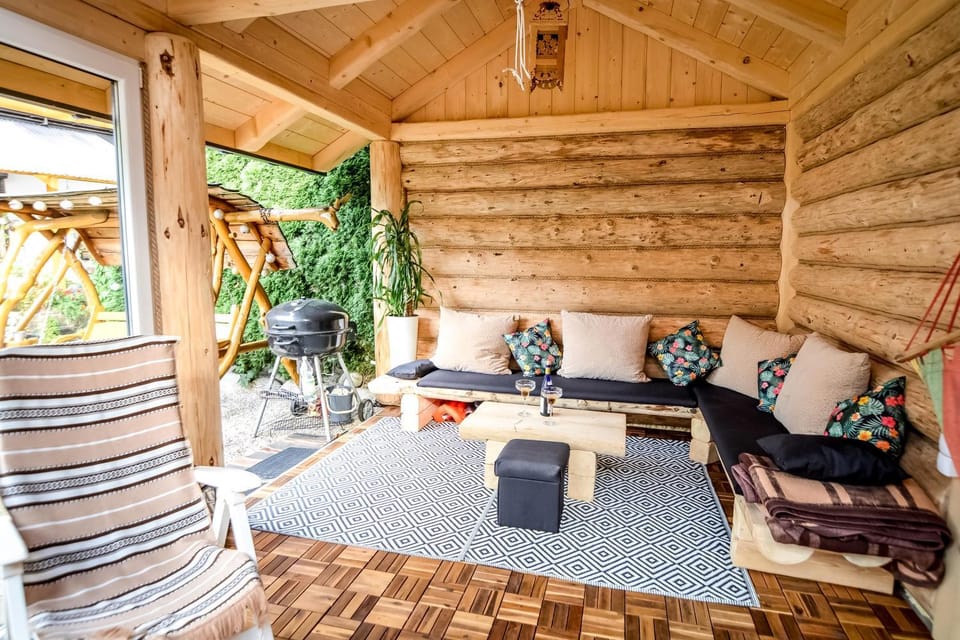 BBQ facilities, BBQ facilities, Garden, Seating area