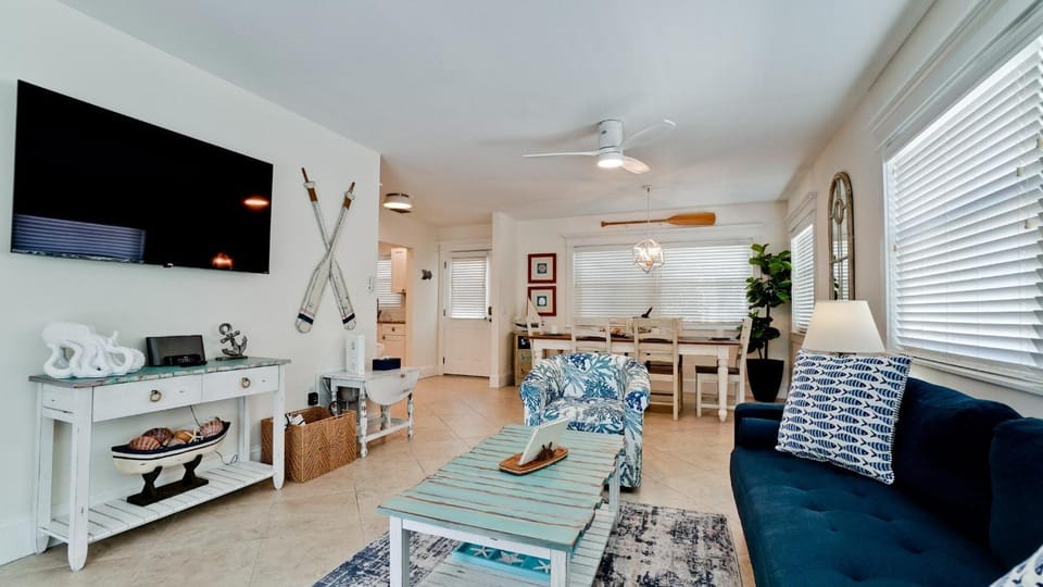 Private Pool, Pets & Beach Days Just Steps Away House in Holmes Beach