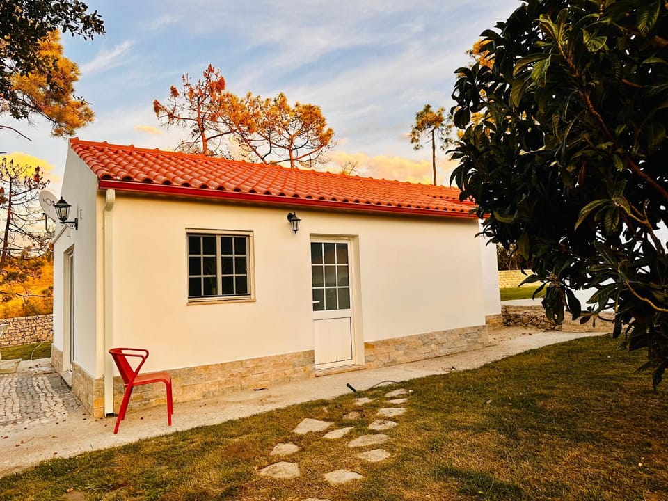 Mountain View 2 Bedroom Chalet House in Santarém District, Portugal