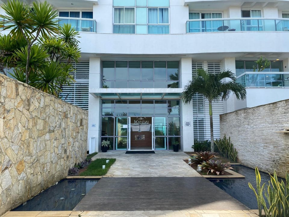 Condomínio MANDAI Apto 305 B Lateral em frente ao mar Apartment in Cabo Frio