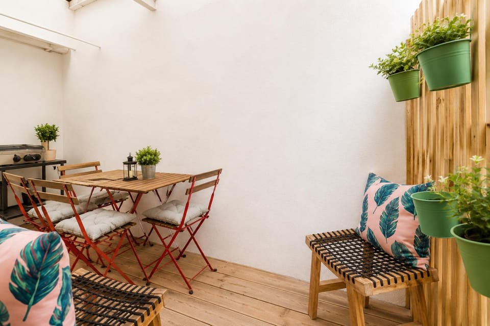 Balcony/Terrace, Dining area