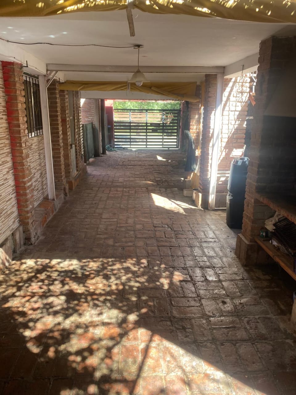 Property building, Patio, Parking