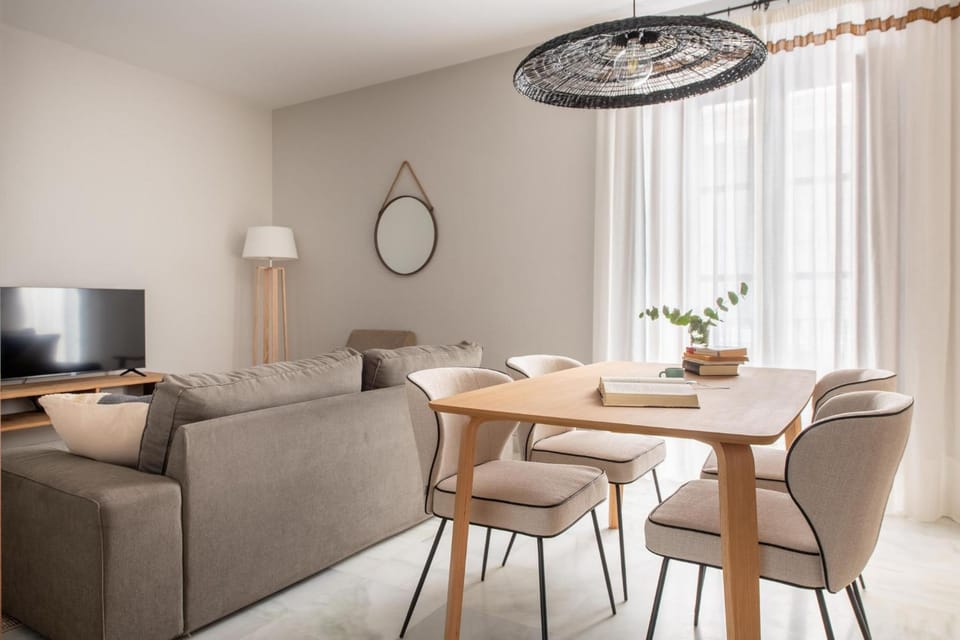 Living room, Dining area