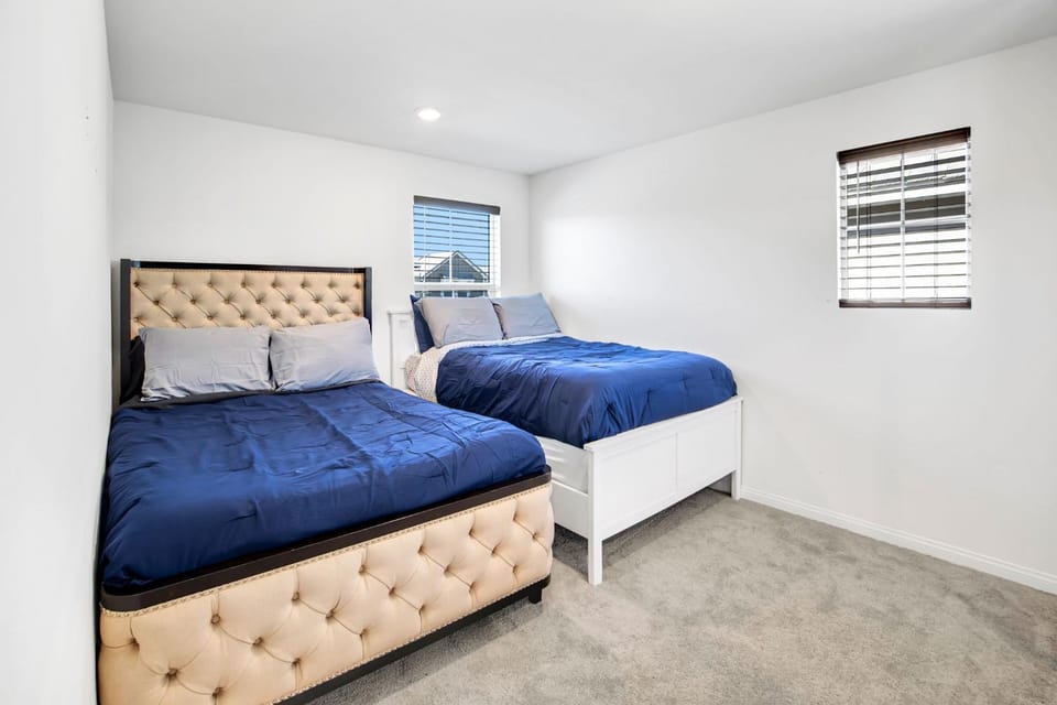 Charming Home Near Six Flags House in Santa Clarita
