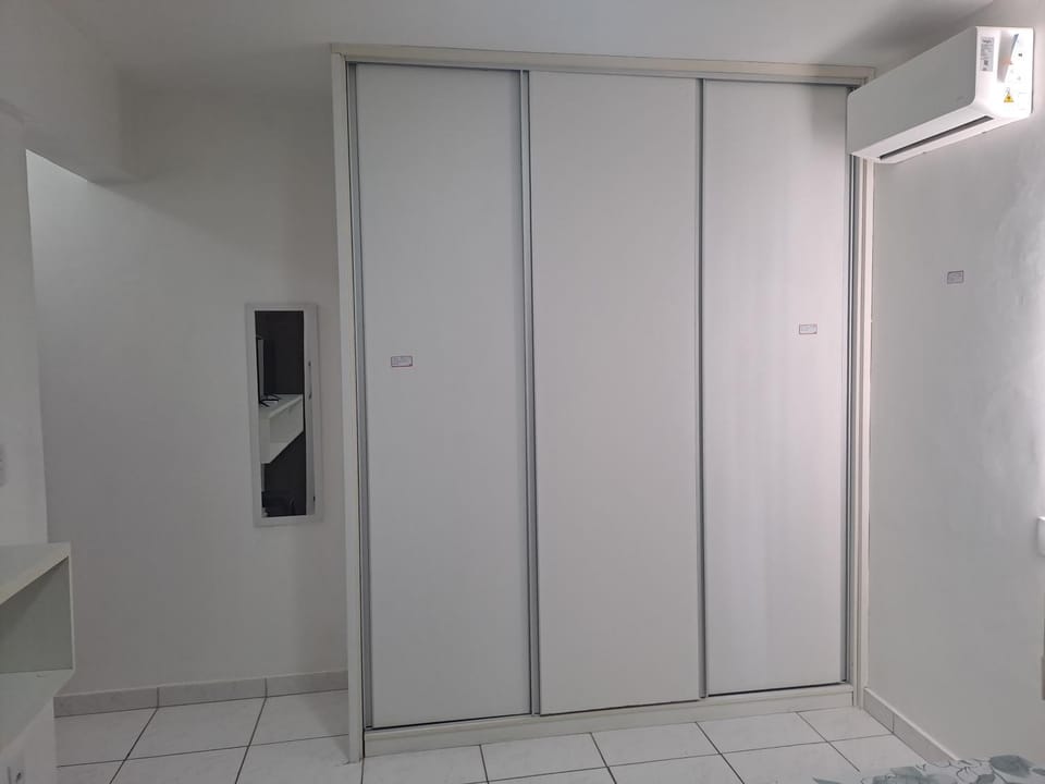 wardrobe, air conditioner