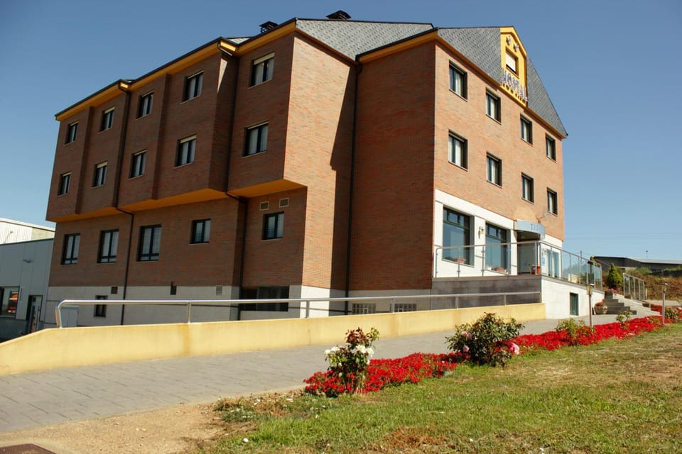 Facade/entrance, Facade/entrance