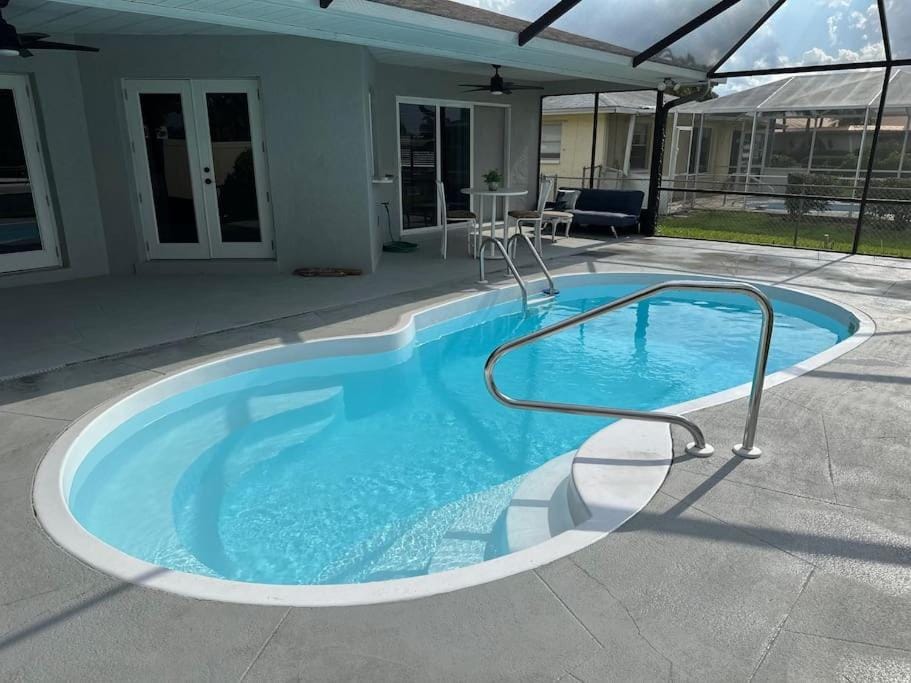 Patio, Pool view, Swimming pool, Swimming pool